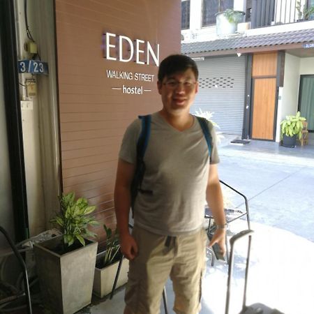 Eden Walking Street Hostel Chiang Mai Ngoại thất bức ảnh