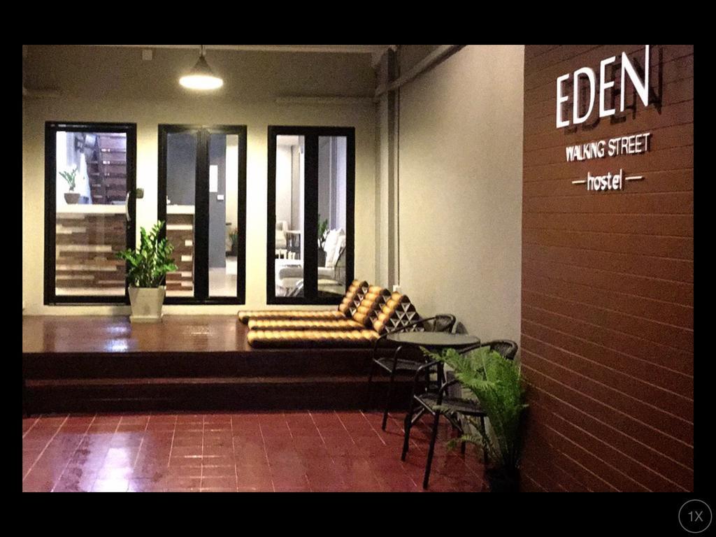 Eden Walking Street Hostel Chiang Mai Ngoại thất bức ảnh