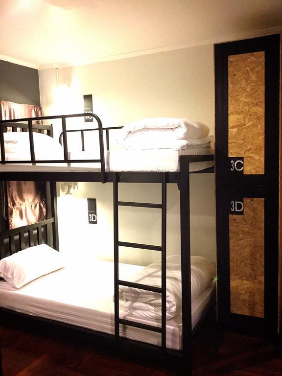 Eden Walking Street Hostel Chiang Mai Phòng bức ảnh