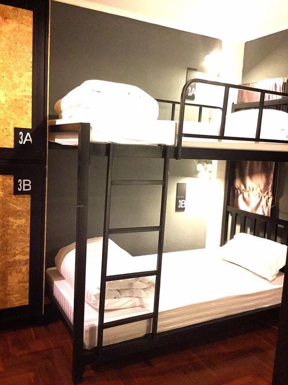 Eden Walking Street Hostel Chiang Mai Phòng bức ảnh