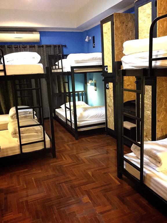 Eden Walking Street Hostel Chiang Mai Phòng bức ảnh