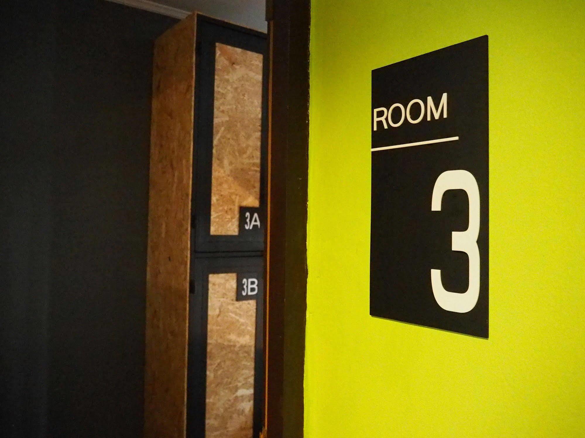 Eden Walking Street Hostel Chiang Mai Ngoại thất bức ảnh