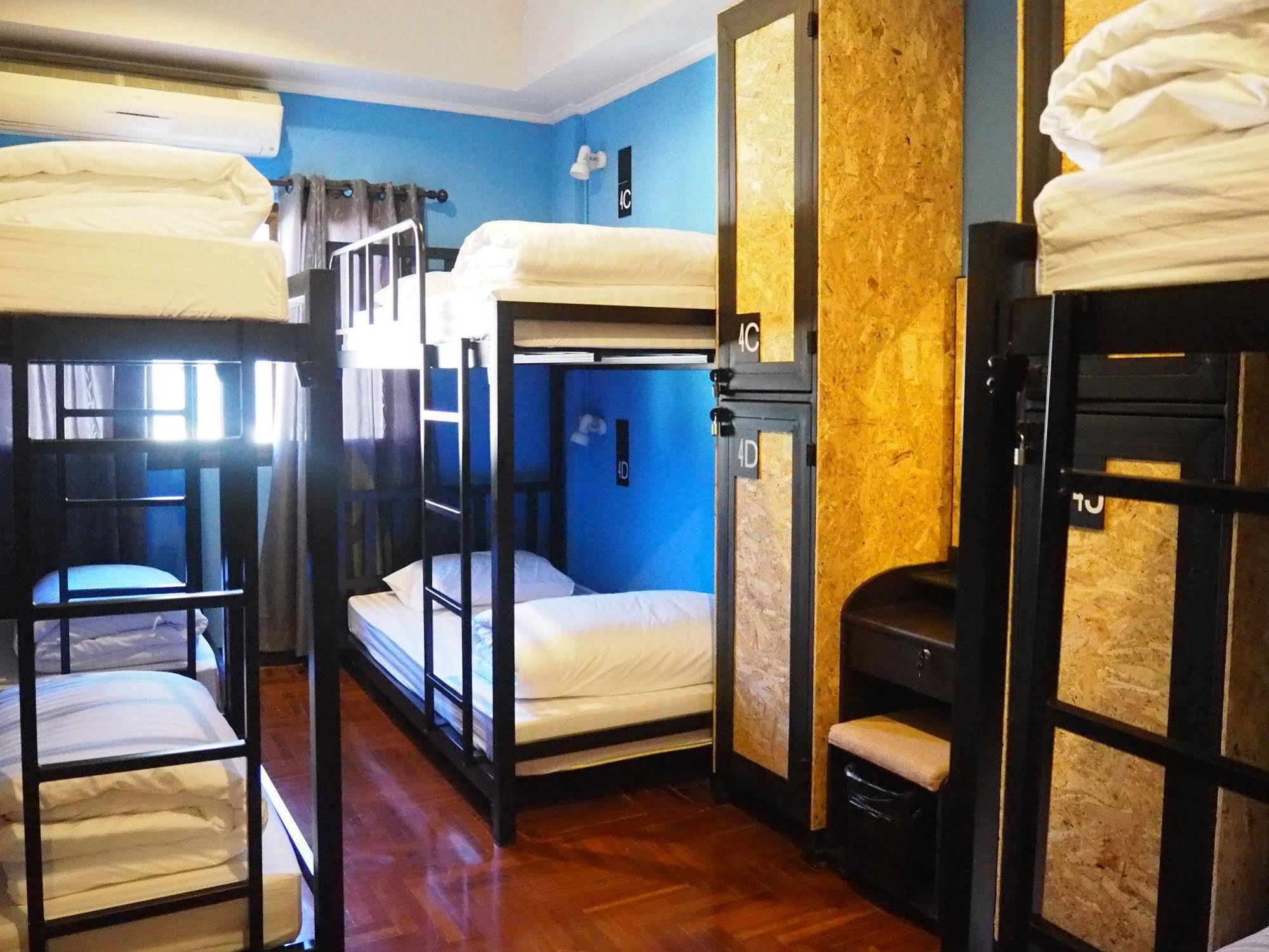 Eden Walking Street Hostel Chiang Mai Ngoại thất bức ảnh