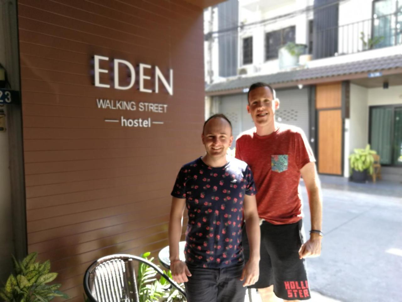 Eden Walking Street Hostel Chiang Mai Ngoại thất bức ảnh
