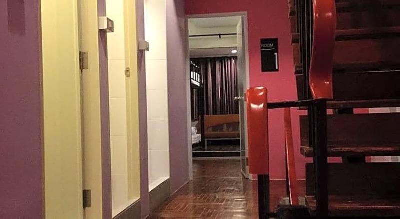 Eden Walking Street Hostel Chiang Mai Ngoại thất bức ảnh